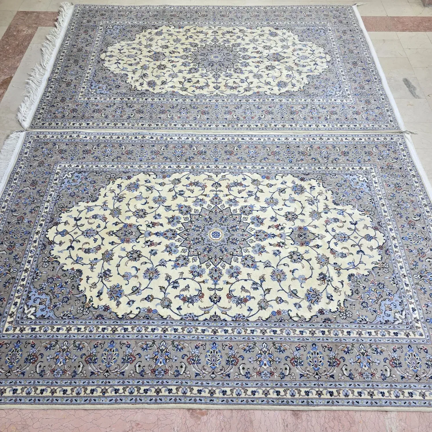 فرش جفت۶متری دستباف کاشان طرح ربانی و کناره|فرش|تهران, شیراز|دیوار