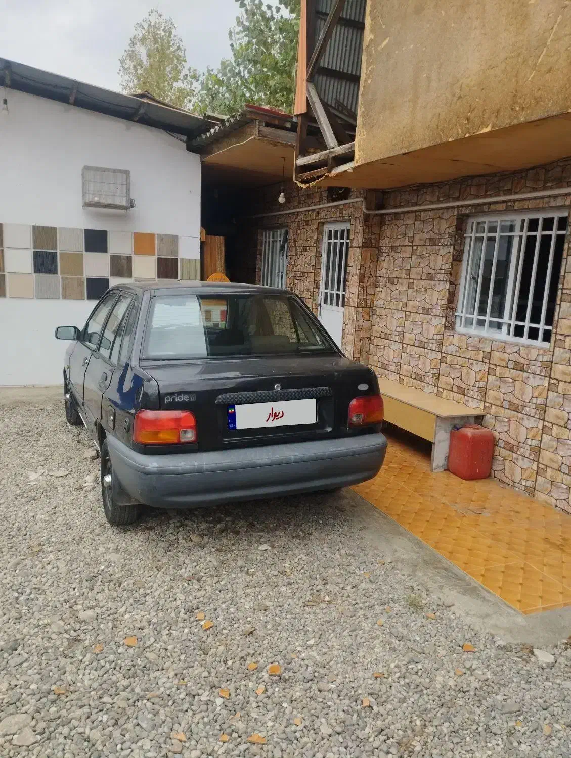 پراید ۸۲قیمت مناسب|خودرو سواری و وانت|صومعه‌سرا, |دیوار