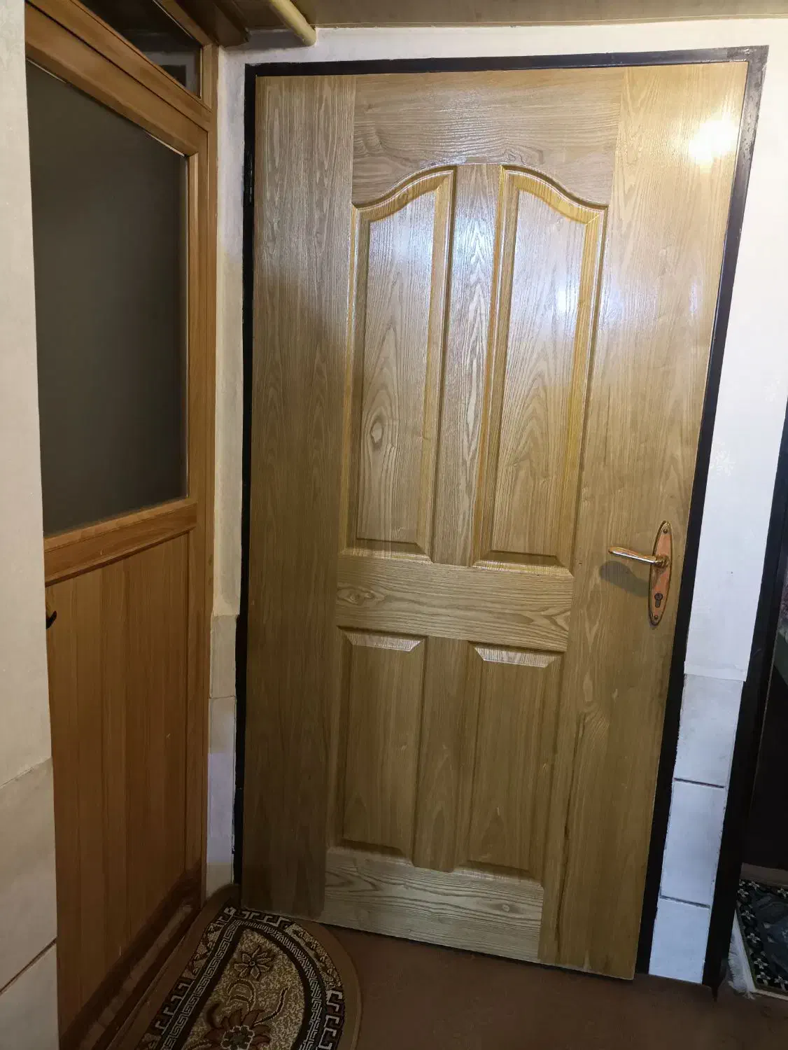 درب چوبی ورودی ساختمان|مصالح و تجهیزات ساختمان|برخوار, |دیوار