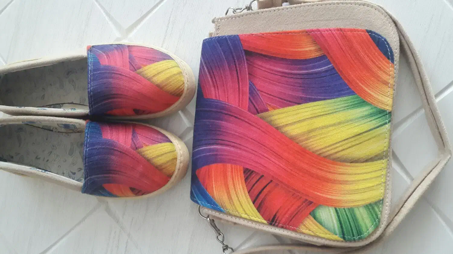 کیف‌وکفش|کیف، کفش، کمربند|خرم‌آباد, |دیوار