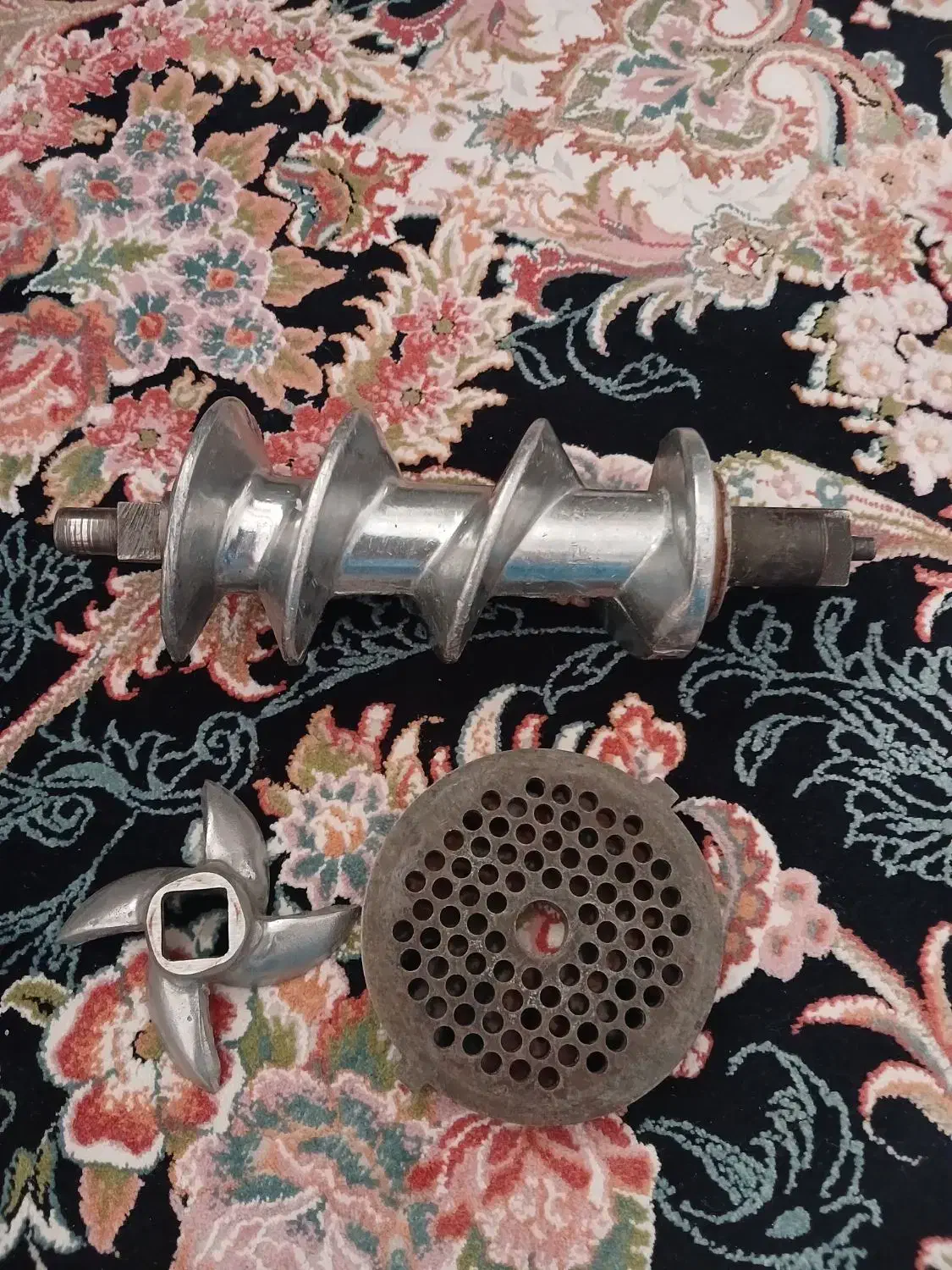 ابزار چرخ گوشت|خردکن، آسیاب، غذاساز|کرج, ساسانی (قلمستان)|دیوار