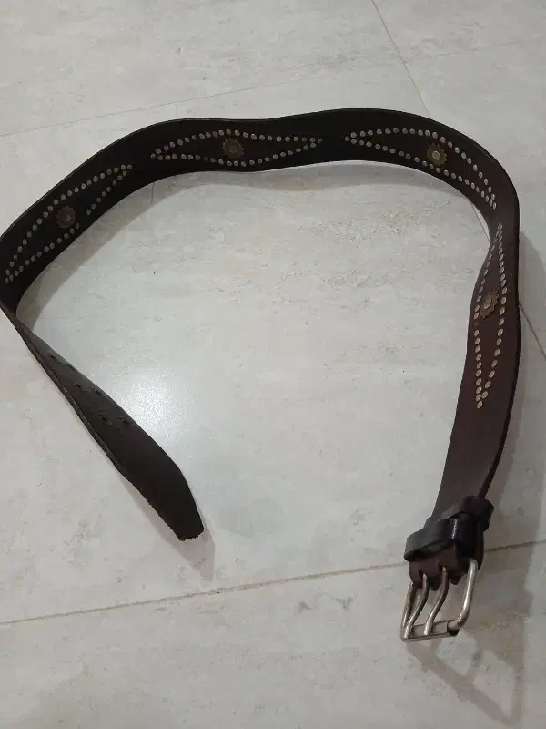 کمربند|کیف، کفش، کمربند|اهواز, فاز ۲ پادادشهر|دیوار