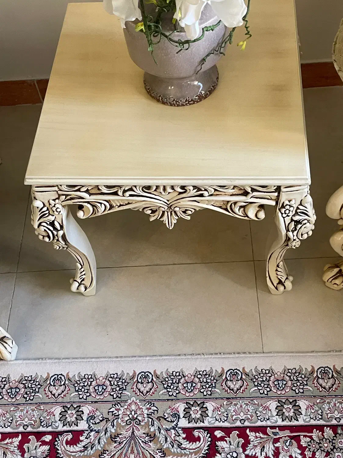 مبل ۹ نفره سالم کار کرده محدوده غرب|مبلمان خانگی و میز عسلی|تهران, دریاچه شهدای خلیج فارس|دیوار