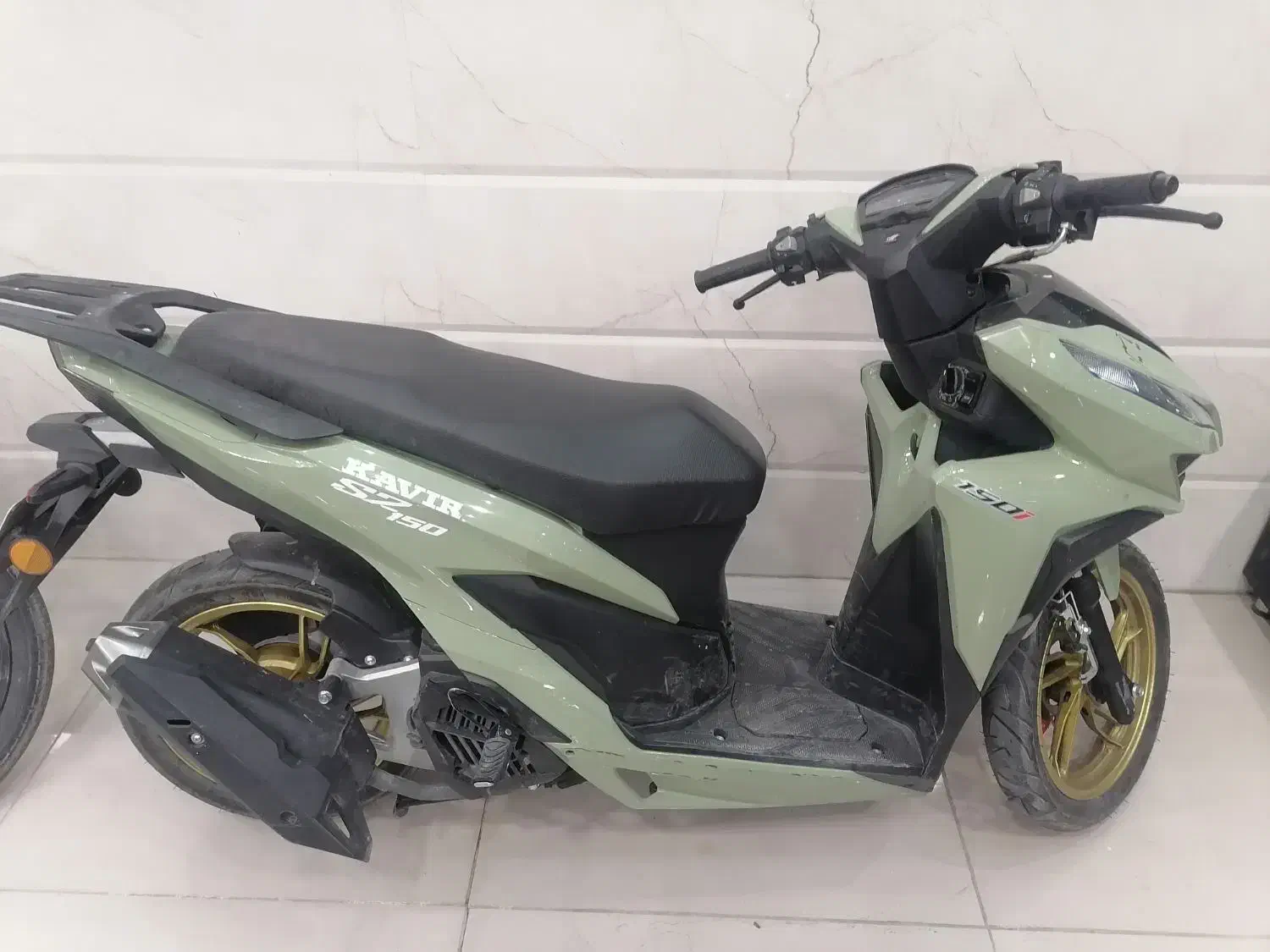 موتورکویر اتومات1403|موتورسیکلت|بیرجند, |دیوار