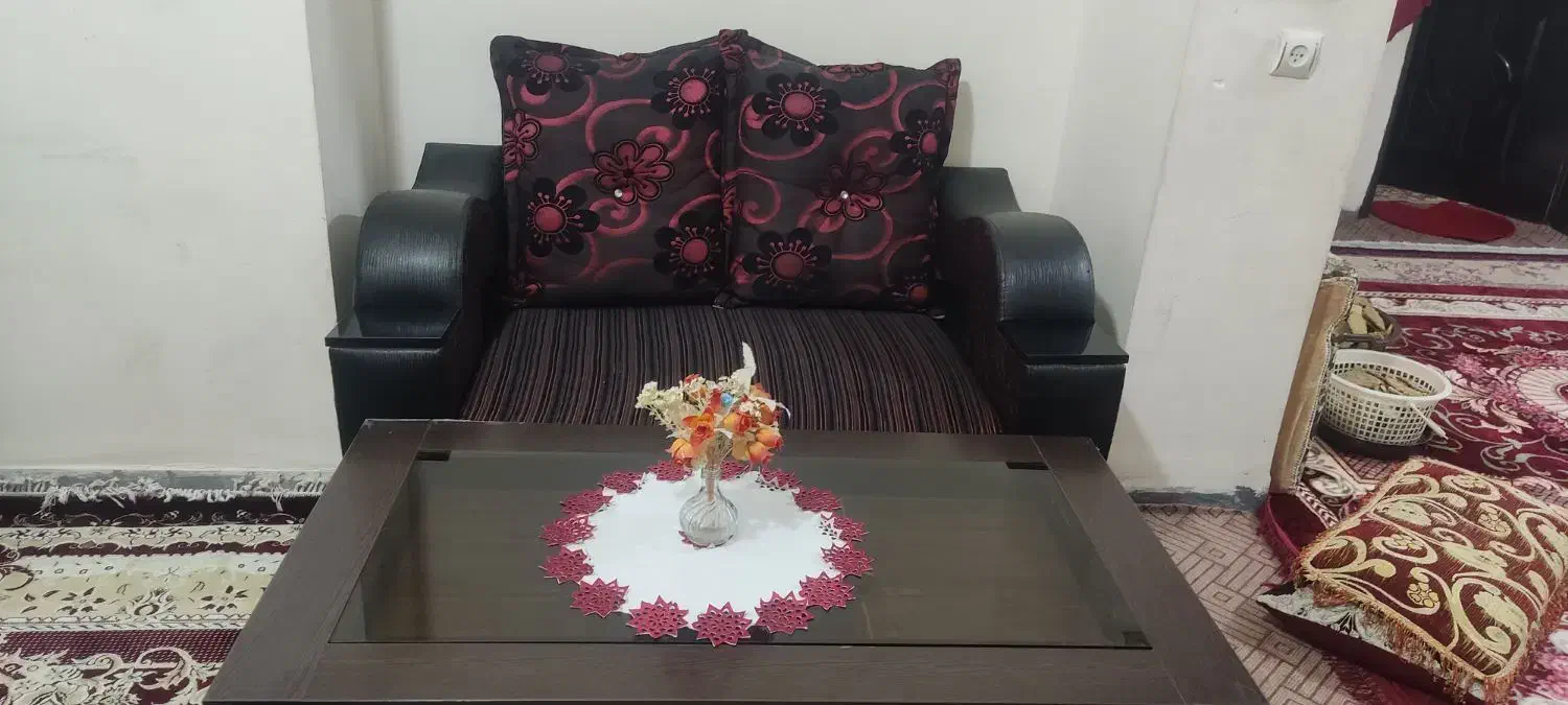 مبلمان دورو شیک همراه عسلی|مبلمان خانگی و میز عسلی|ایلام, |دیوار