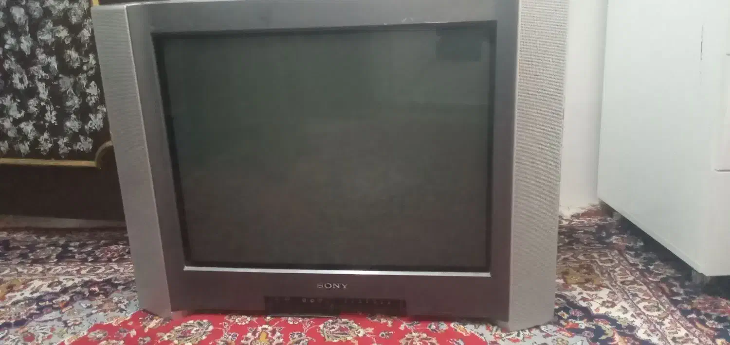 تلویزیون ۲۴ اینچ سونی|تلویزیون و پروژکتور|رشت, گیل|دیوار