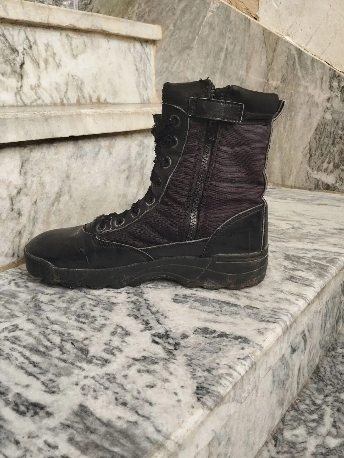 پوتین خارجی|کیف، کفش، کمربند|سرپل ذهاب, |دیوار