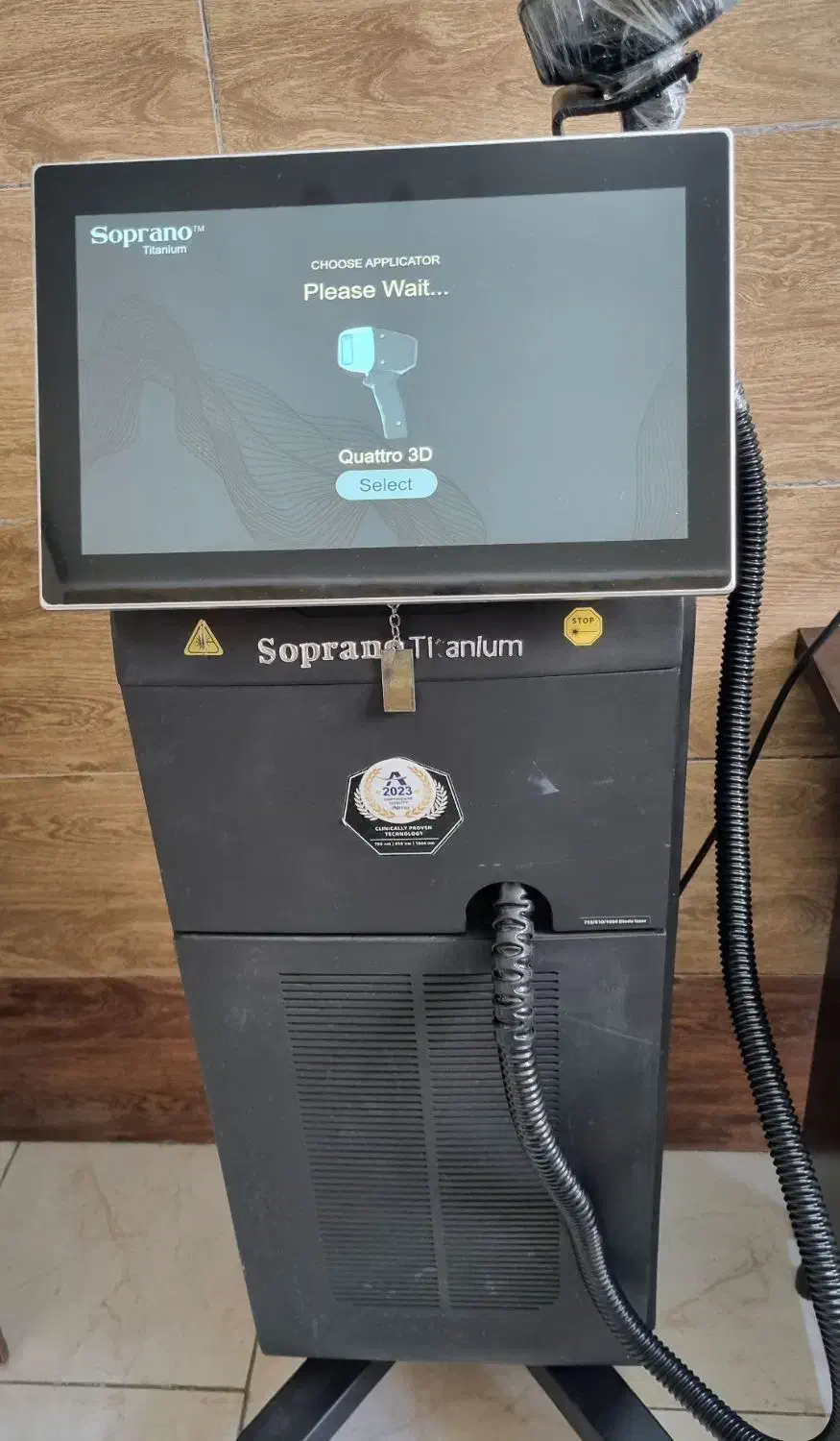 فروش لیزر تیتانیوم ۲۰۲۳|پزشکی|اصفهان, سیچان|دیوار