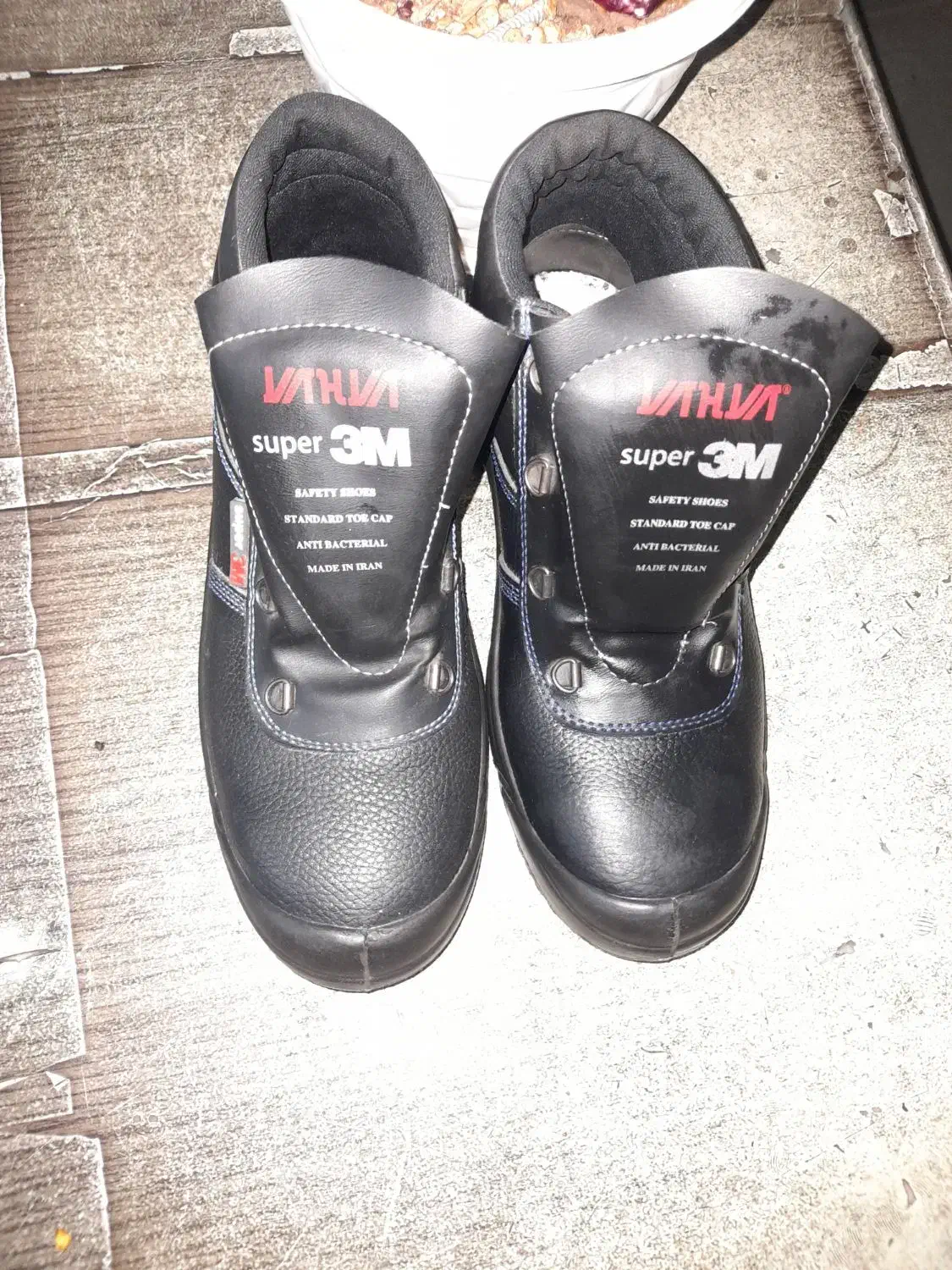 کفش ایمنی|کیف، کفش، کمربند|شاهینشهر, شهرک گلدیس|دیوار