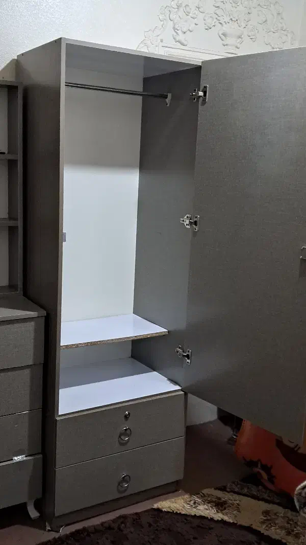 کمدلباس نقره ای متالیک|جاکفشی، کمد، دراور|اصفهان, شهرک امام خمینی|دیوار