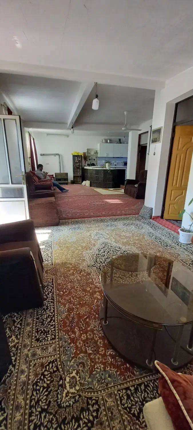 فروش منزل با حیاط|فروش خانه و ویلا|طبقده, |دیوار