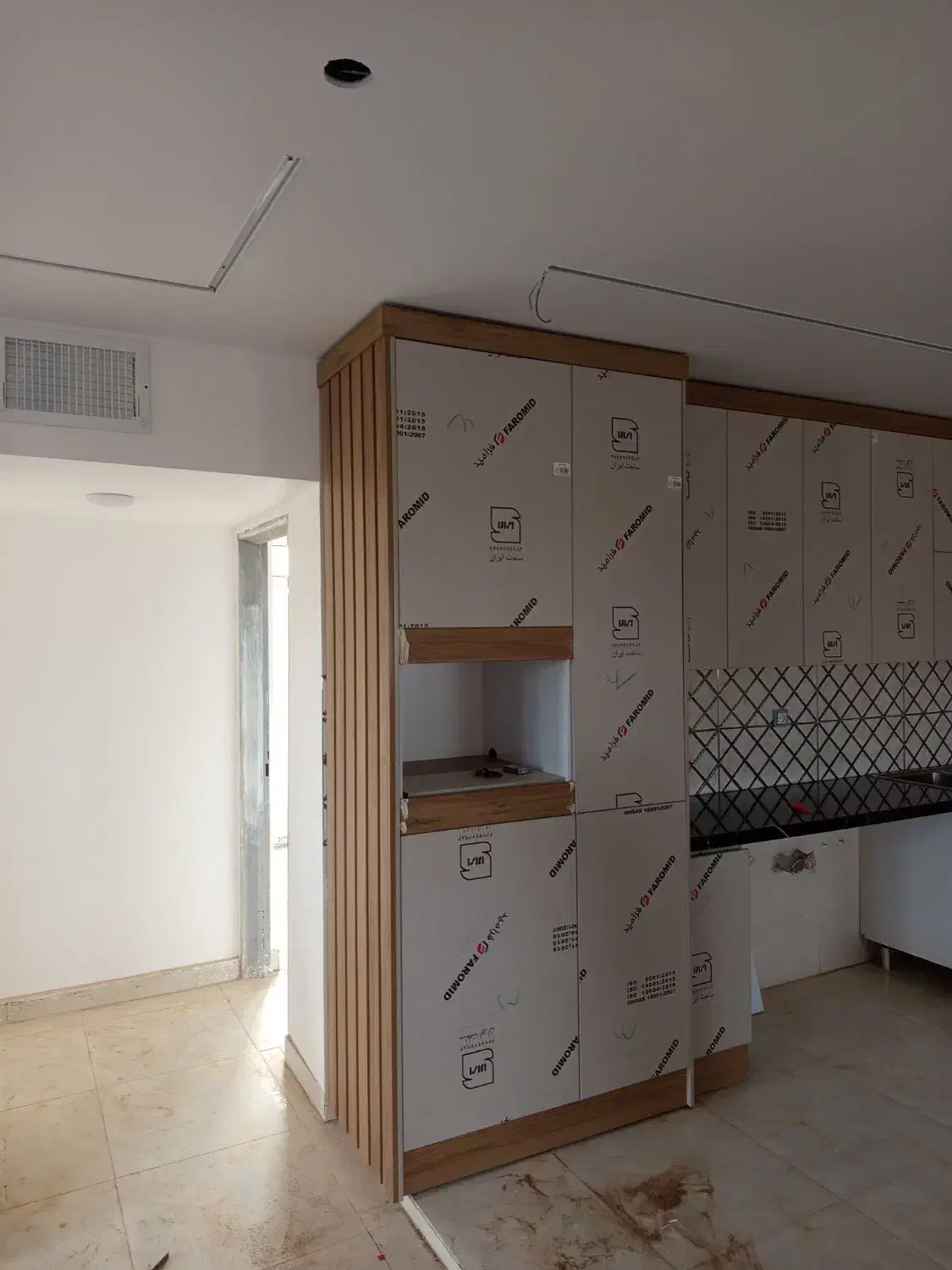 کابینت کمد دیواری تخت و سرویس خواب  ویترین مغازه|خدمات پیشه و مهارت|محمدیه-قزوین, |دیوار