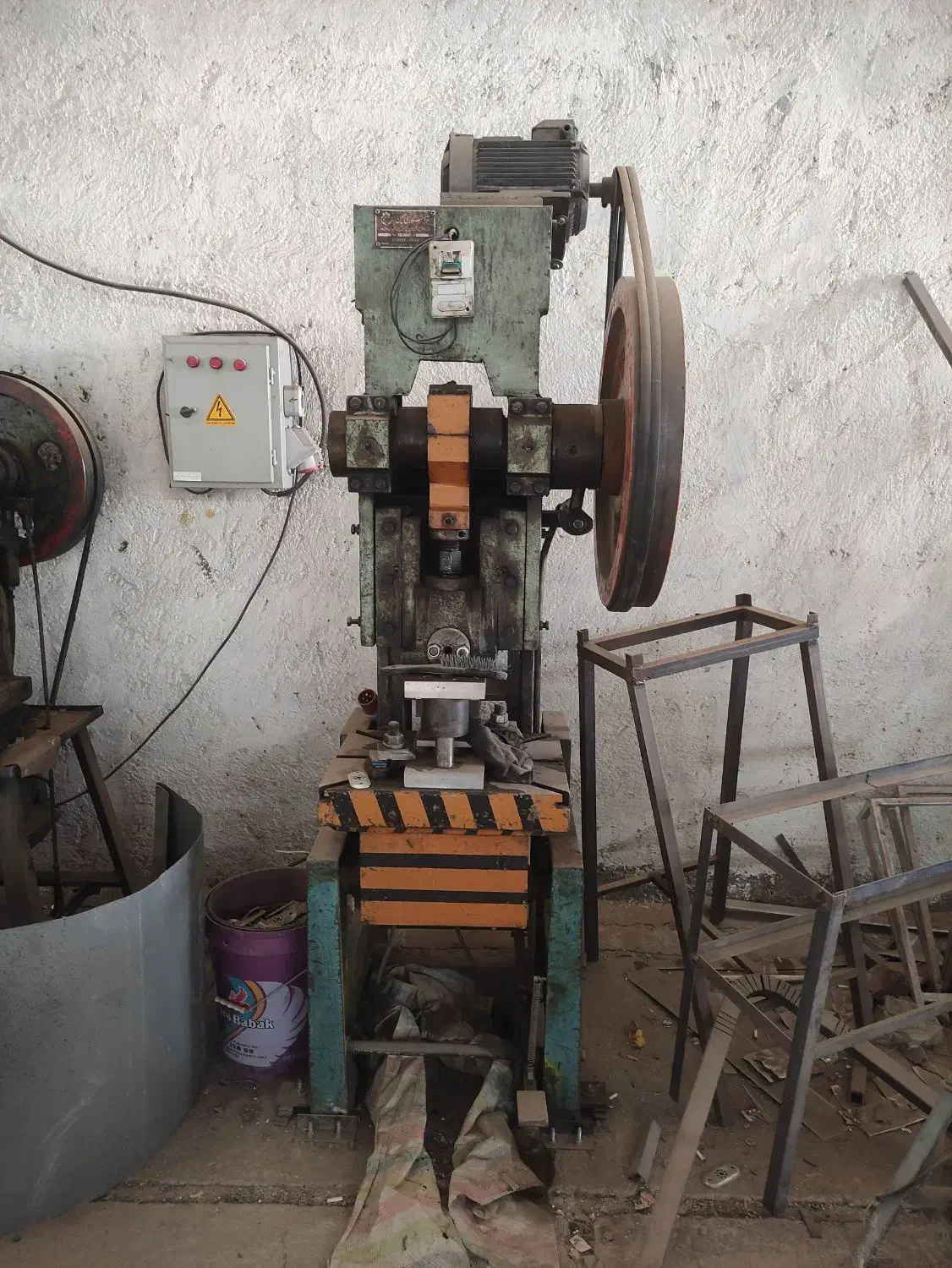 پرس ضربه ای ۲۰ تن و ۸ تن|ماشین‌آلات صنعتی|صوفیان, |دیوار