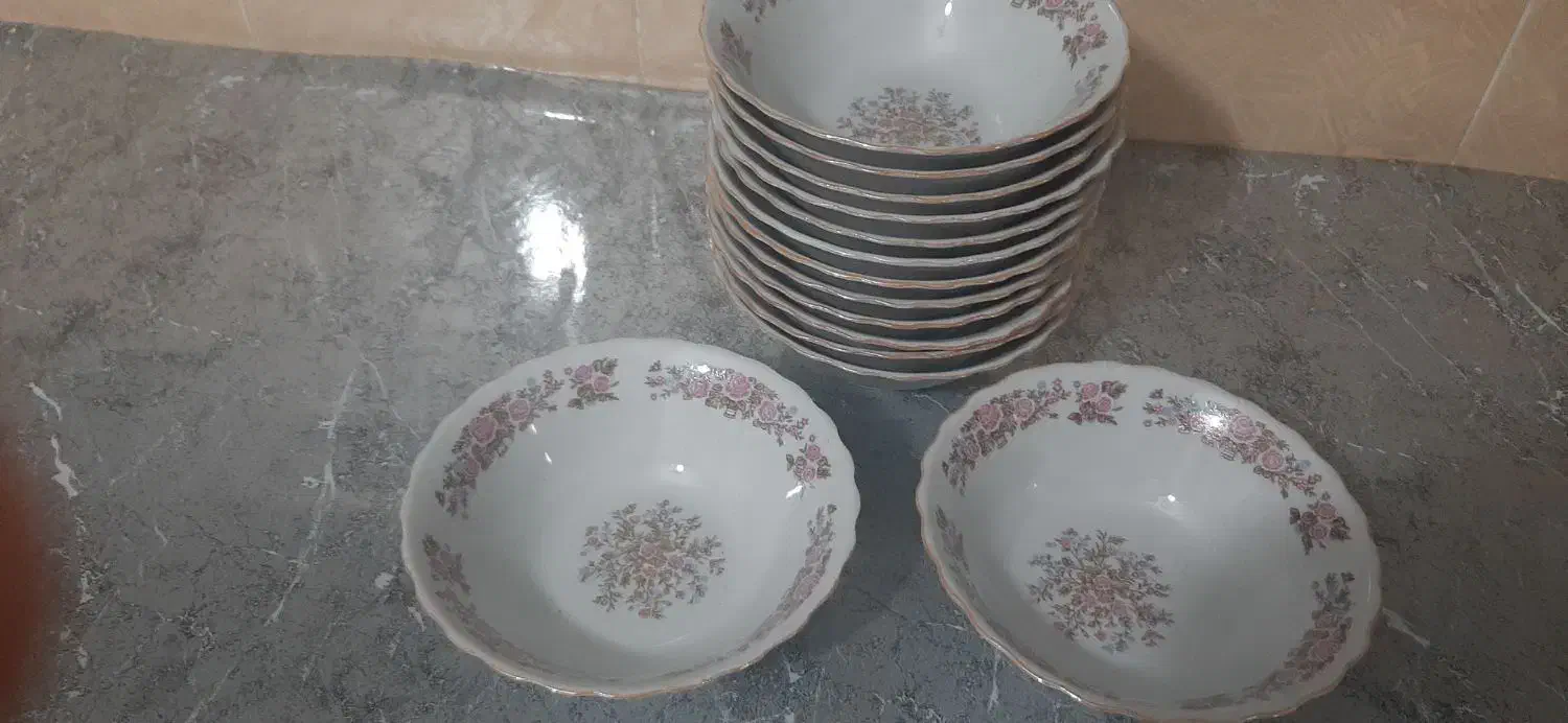 سرویس. غذا خوری|ظروف سرو و پذیرایی|قشم, |دیوار