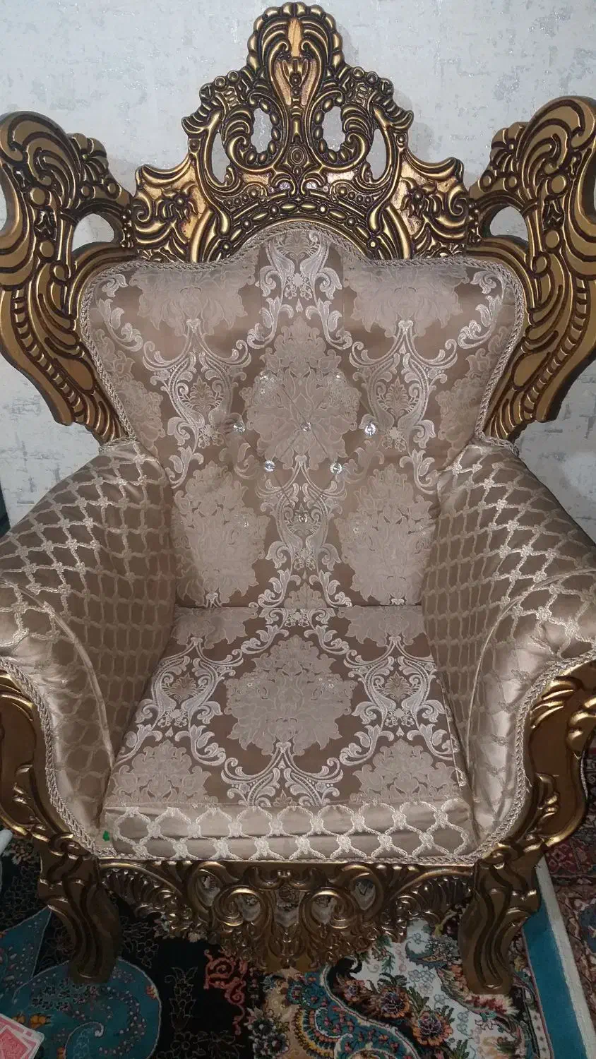 مبل ۷نفره سلطنتی|مبلمان اداری|نسیم‌شهر, |دیوار