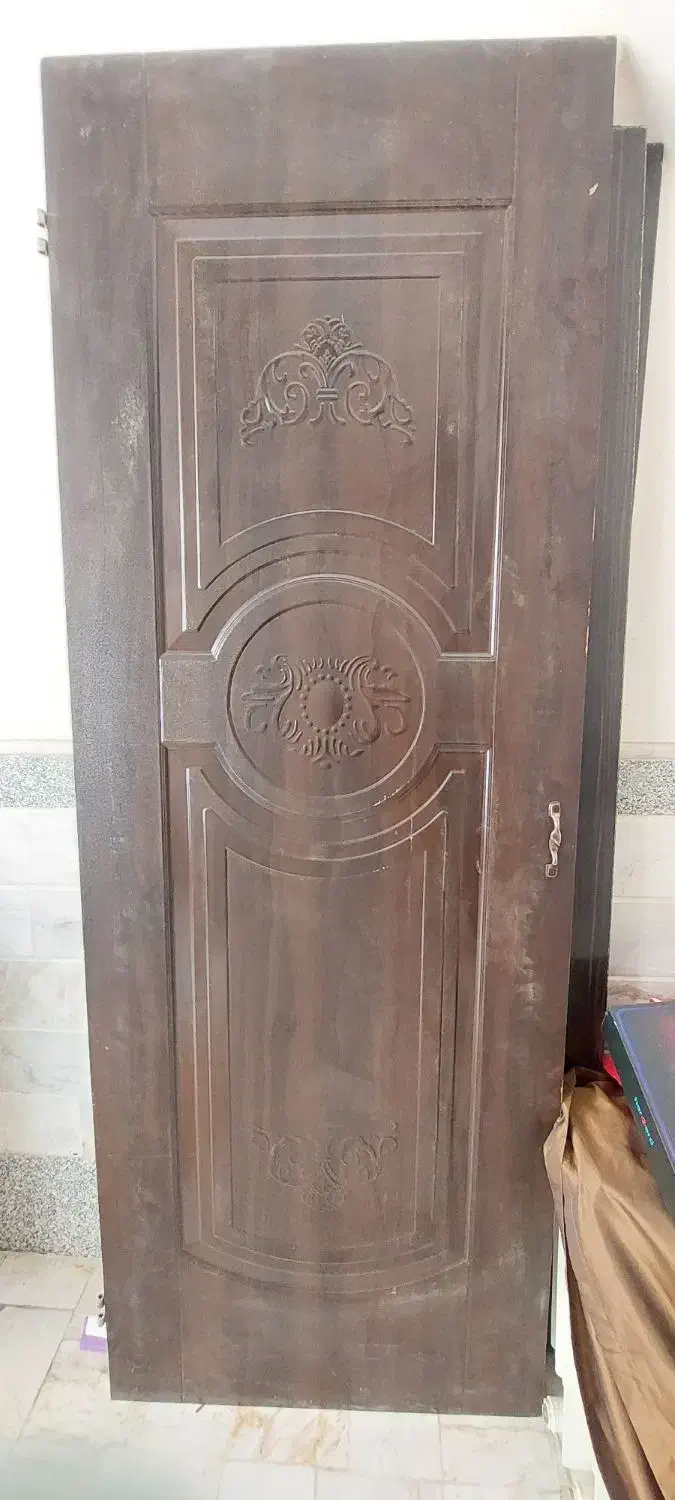 درب چوبی|مصالح و تجهیزات ساختمان|قم, شاه احمد قاسم|دیوار