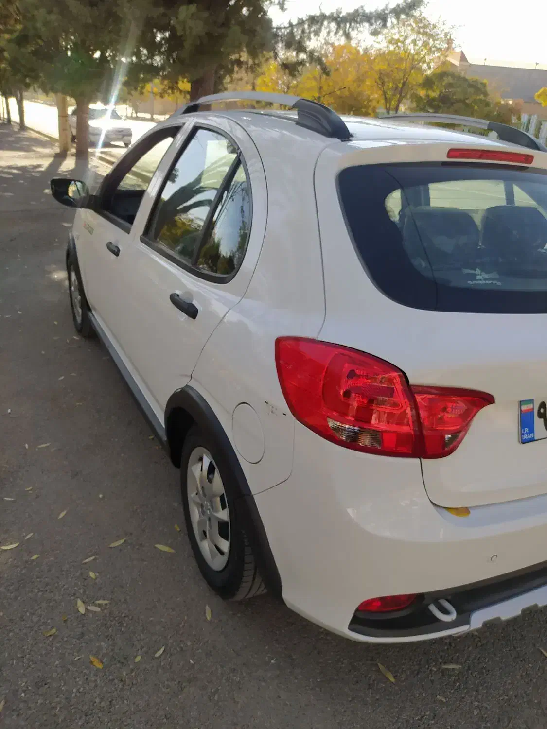 کوییک ۴۰۲دریچه سیمی گارانتی فعال|خودرو سواری و وانت|الیگودرز, |دیوار