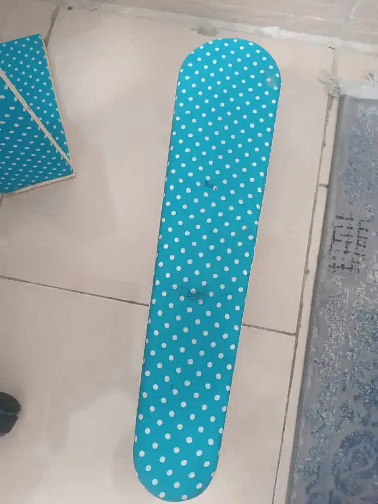 میز اتو و کیف الگو هرسه با هم 750|لوازم خیاطی و بافتنی|شیراز, ریشمک|دیوار