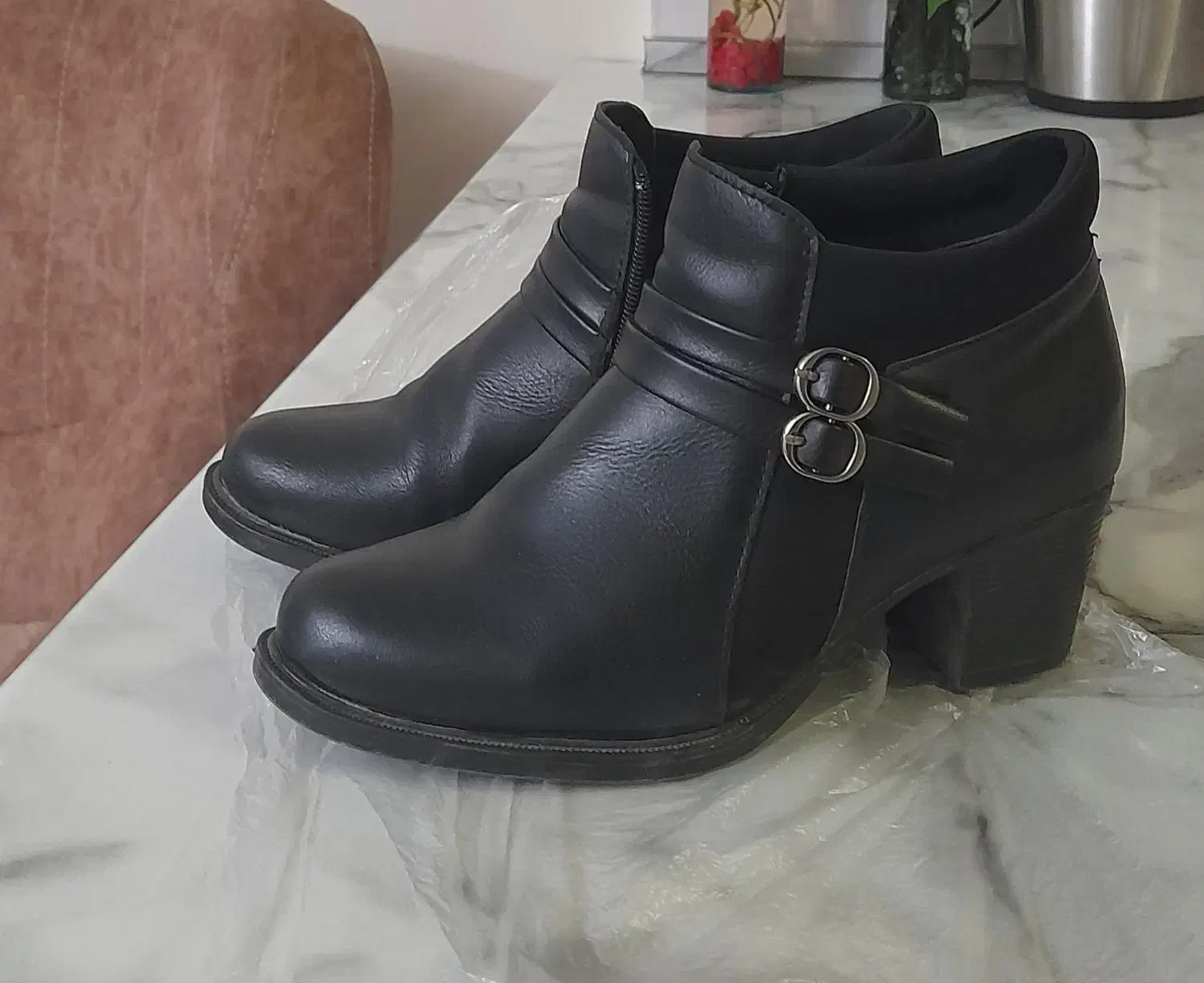 پوتین سایز ۳۹ در حد نو|کیف، کفش، کمربند|ملارد, |دیوار