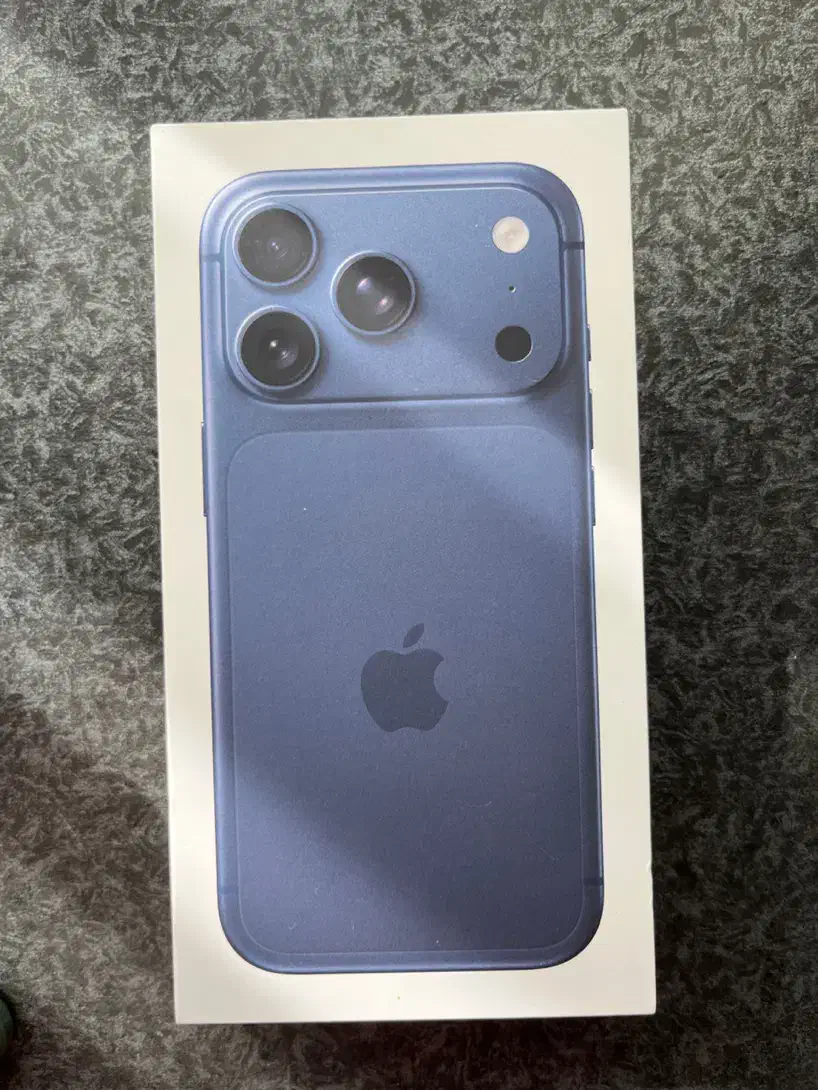 ایفون ۱۷ پرو ۵۱۲ گیگ آکبند|موبایل|چمستان, |دیوار