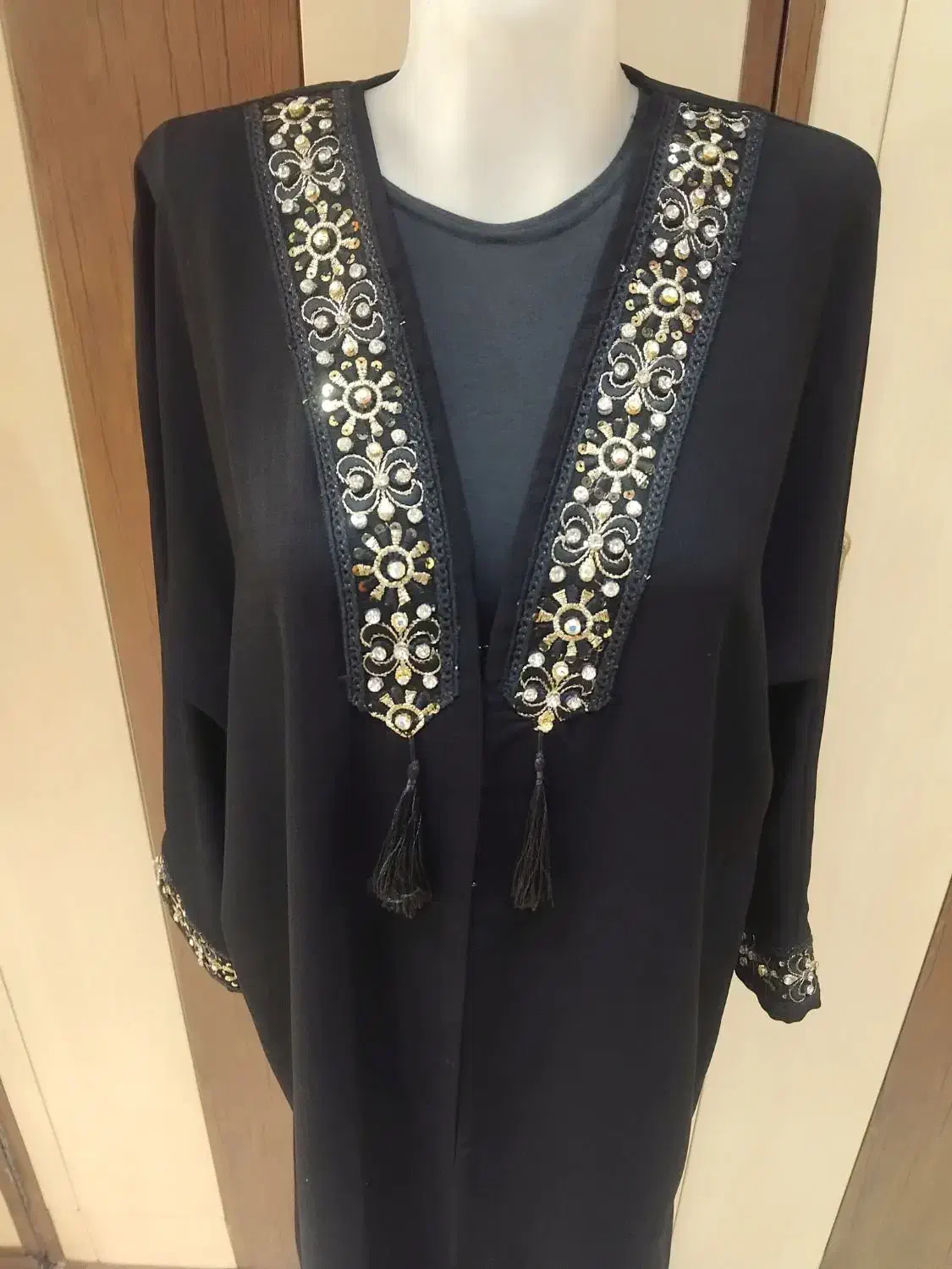 شانتون مجلسی|لباس|ری, هاشمآباد|دیوار