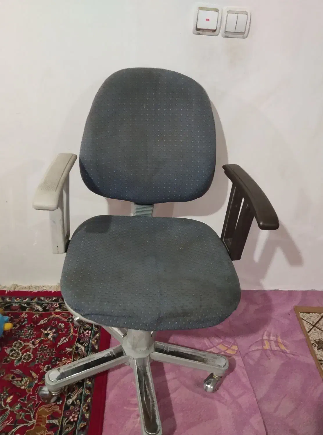 صندلی جک دار|صندلی و نیمکت|اردبیل, |دیوار