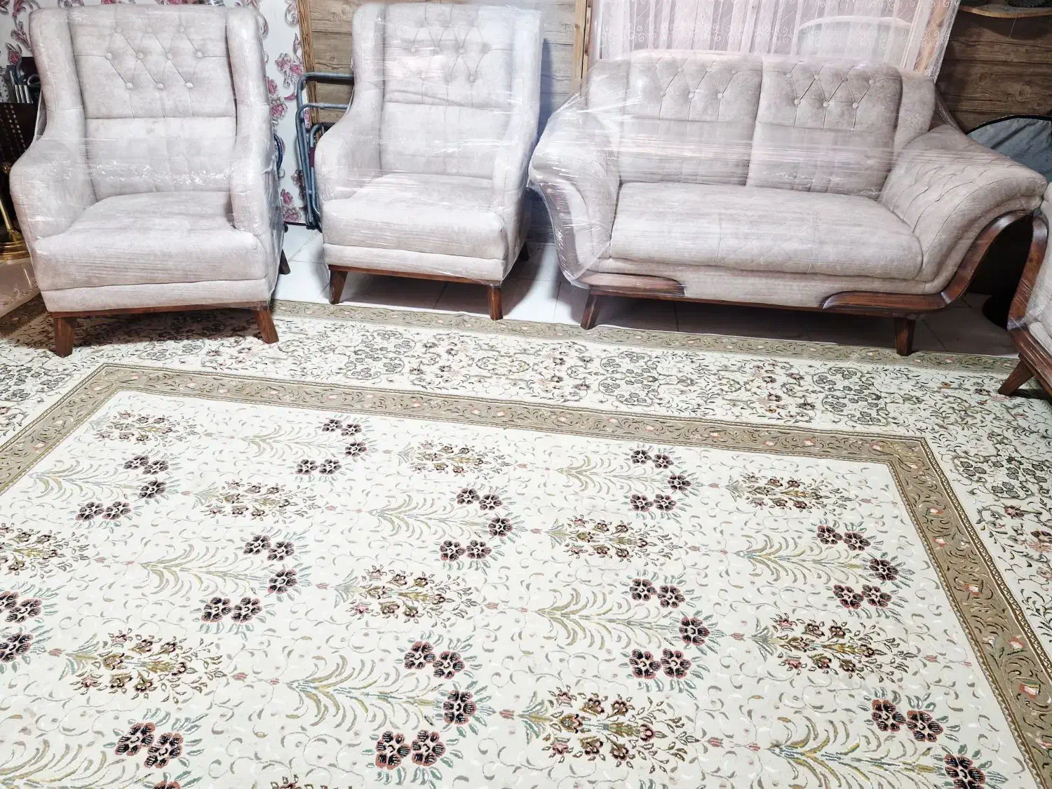 مبل 7نفره چستر راحتی چوب نراد پارچه مسکو خارجی|مبلمان خانگی و میز عسلی|آمل, |دیوار