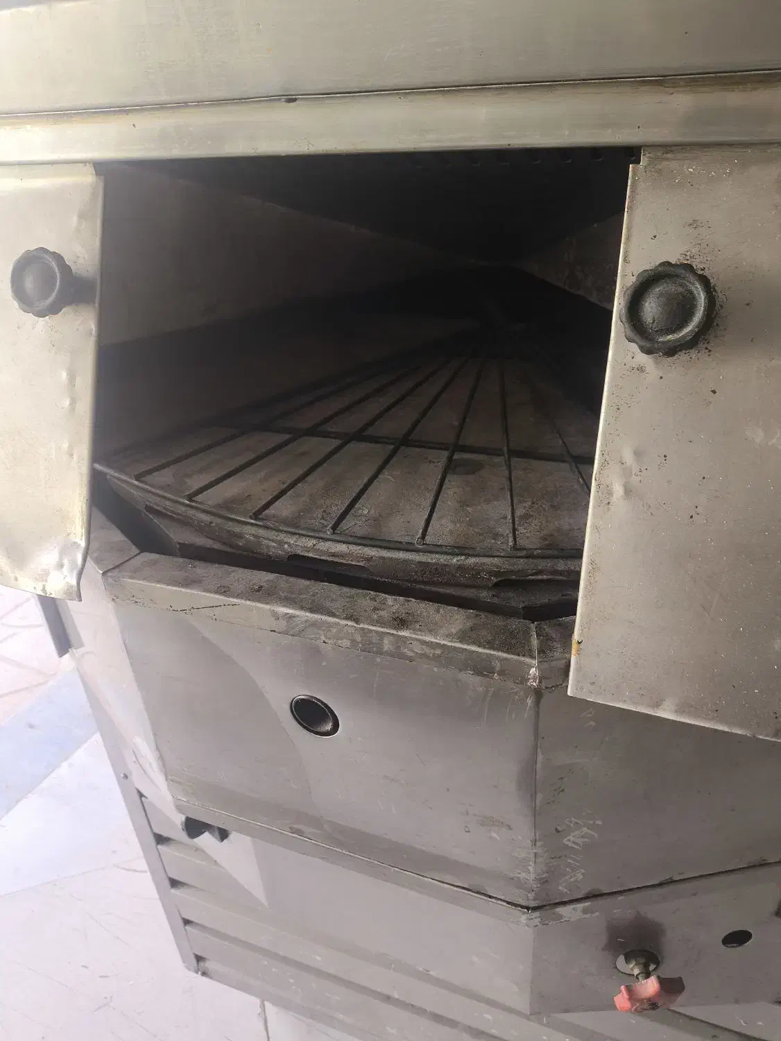 فر پیتزا گردون در حد نو|کافی‌شاپ و رستوران|نسیم‌شهر, |دیوار