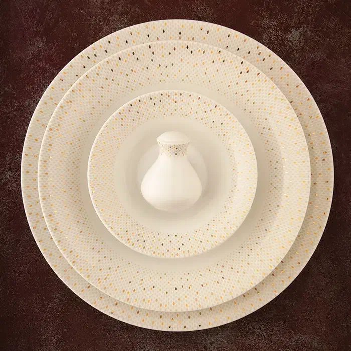 سرویس چینی ۷۰ پارچه چینی زرین درجه عالی|ظروف سرو و پذیرایی|تهران, شهرک چیتگر|دیوار