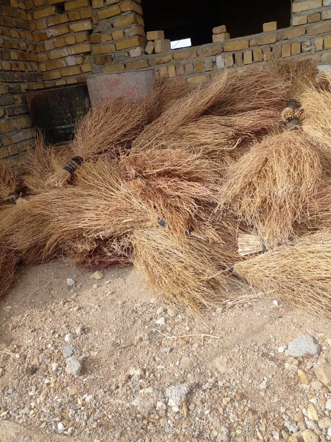 جارو|لوازم نظافت|سردرود, |دیوار