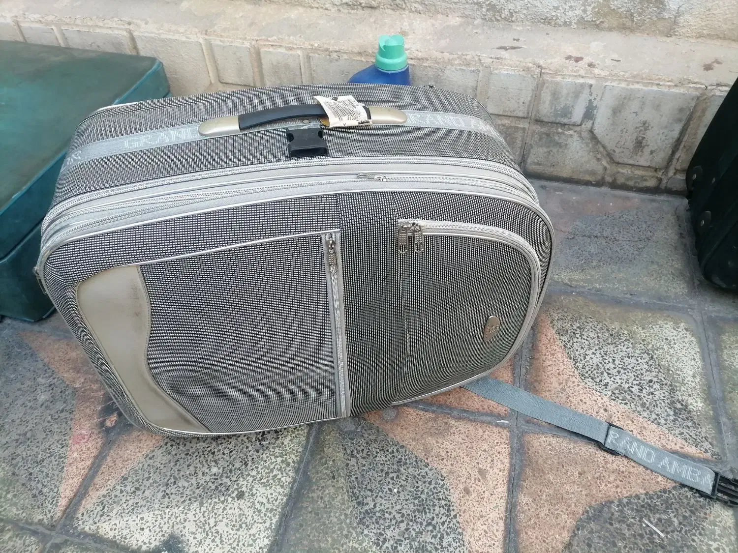 کلیکسیون عتیقه مدرن|کلکسیون اشیاء عتیقه|شیراز, تحویلی|دیوار