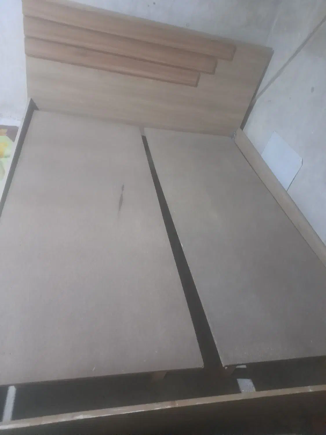 تخت خواب وتشک دونفره در حد نو|تخت و سرویس خواب|سپیدان, |دیوار