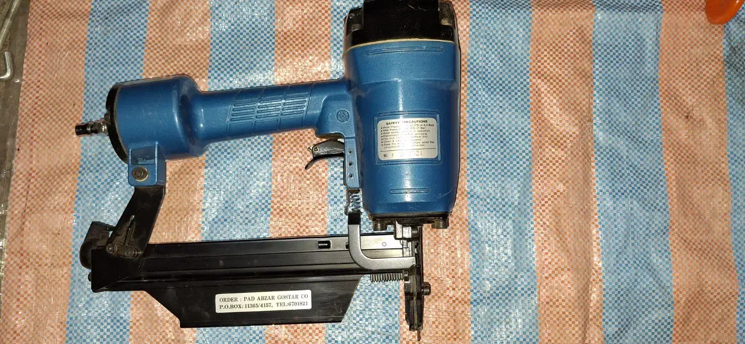 منگنه میخکوب استپ بادی دو عدد|ابزارآلات|نسیم‌شهر, |دیوار