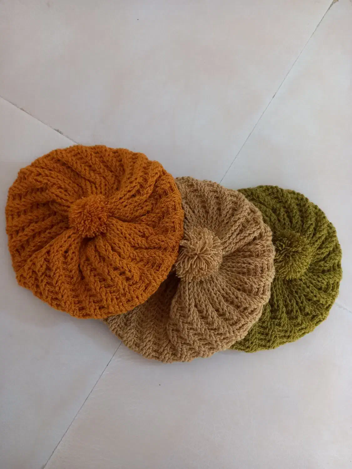 کلاه دستباف|لباس|مسجد سلیمان, |دیوار