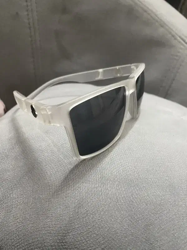 عینک افتابی نو|زیورآلات و اکسسوری|قم, نیروگاه|دیوار