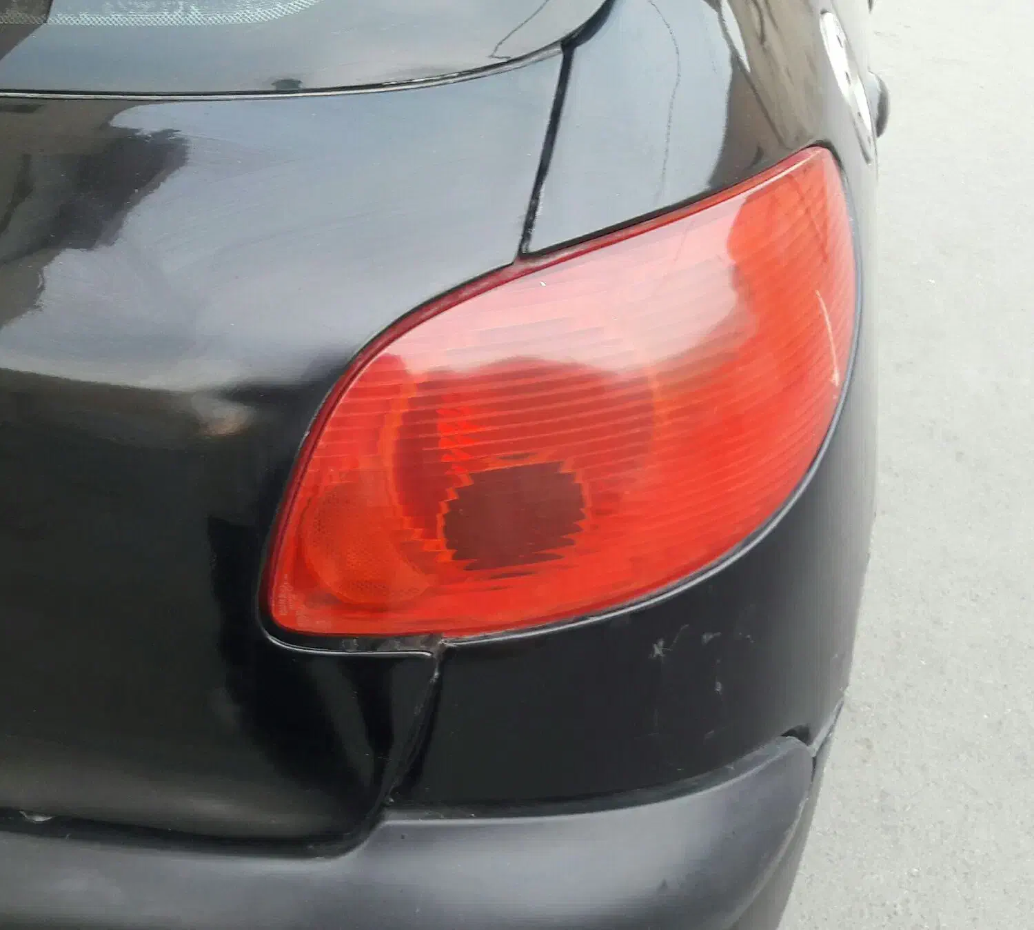 خطر عقب ۲۰۶ یدون شکستگی و تمیز|قطعات یدکی و لوازم جانبی|خمینی‌شهر, |دیوار