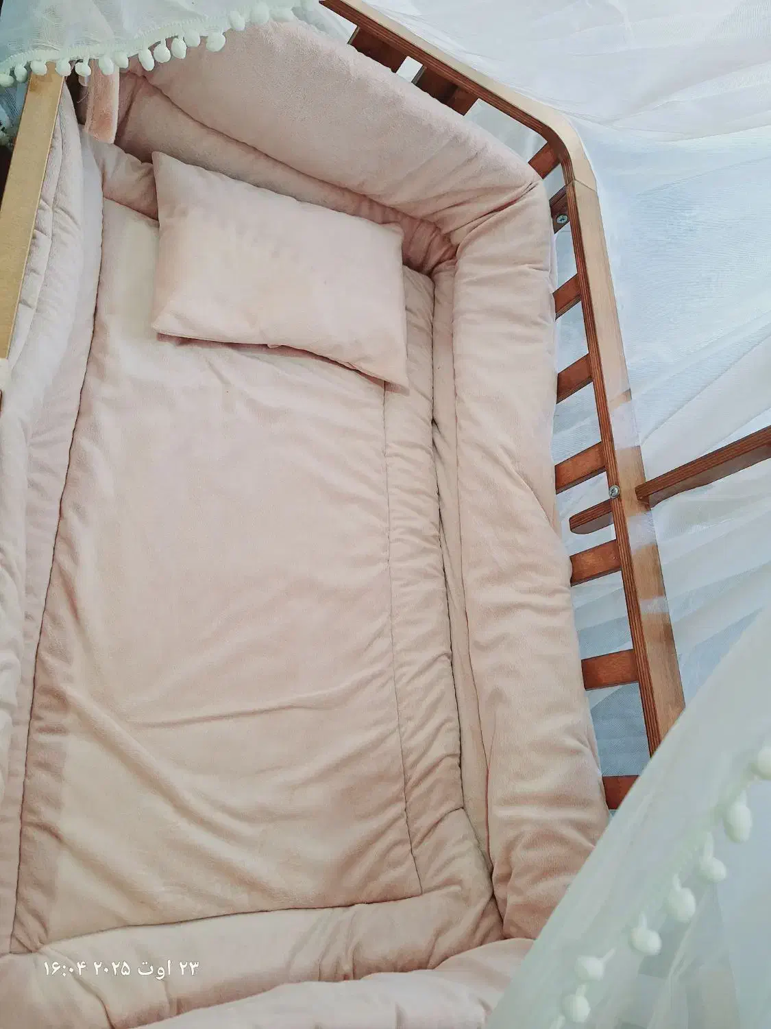 تخت کنار مادری نارسیس نو نو(محرک گهواره)|تخت و صندلی بچه|ساوه, |دیوار