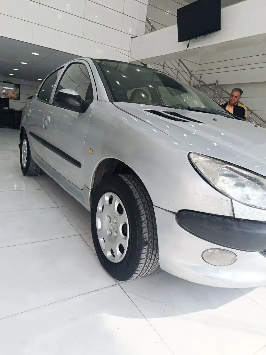 206مدل 83|خودرو سواری و وانت|شیراز, شریف‌آباد|دیوار