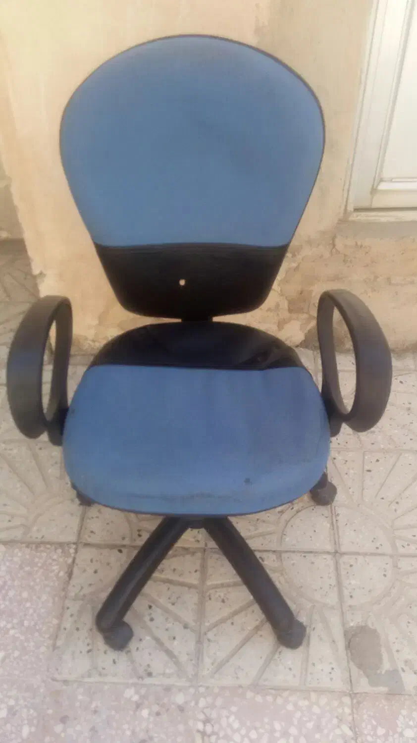 فروش صندلی چرخ دار|مبلمان اداری|قروه, |دیوار