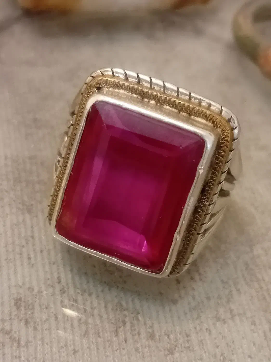 انگشتر یاقوت آلکساندریت درشت قواره|جواهرات|تهران, قناتکوثر|دیوار