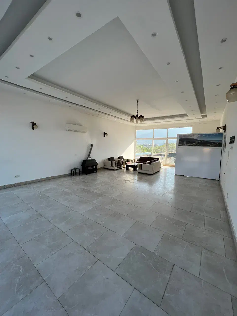 اجاره مغازه بر جاده اصلی|اجارهٔ مغازه و غرفه|نوشهر, |دیوار