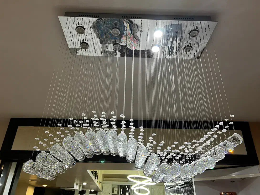 لوستر در حد نو|لوستر و چراغ آویز|کرج, کوی کارمندان جنوبی|دیوار