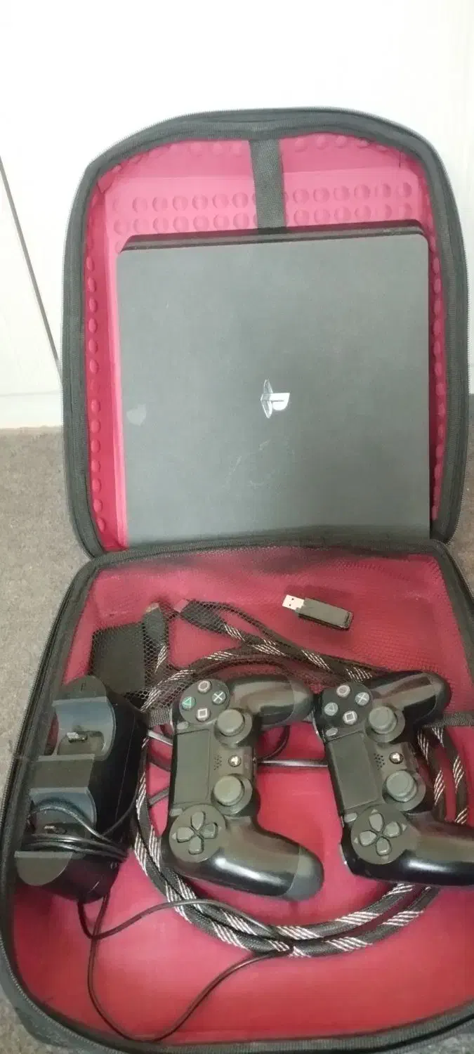 ps4 اسلیم یک ترابایت کپی خور|کنسول، بازی ویدئویی و آنلاین|گلبهار, شهر جدید گلبهار|دیوار