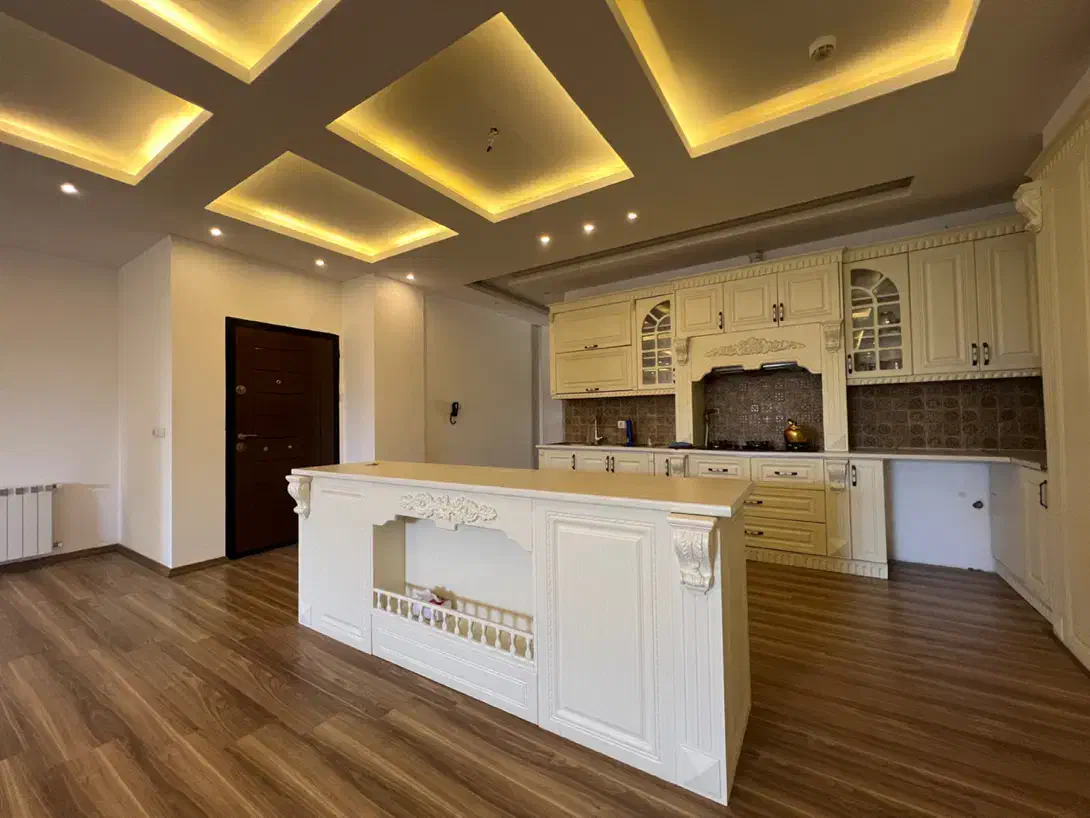 رهن واحد پلاک اول با ۱۵۰ متر حیاط اختصاصی|اجارهٔ آپارتمان|سرخرود, |دیوار