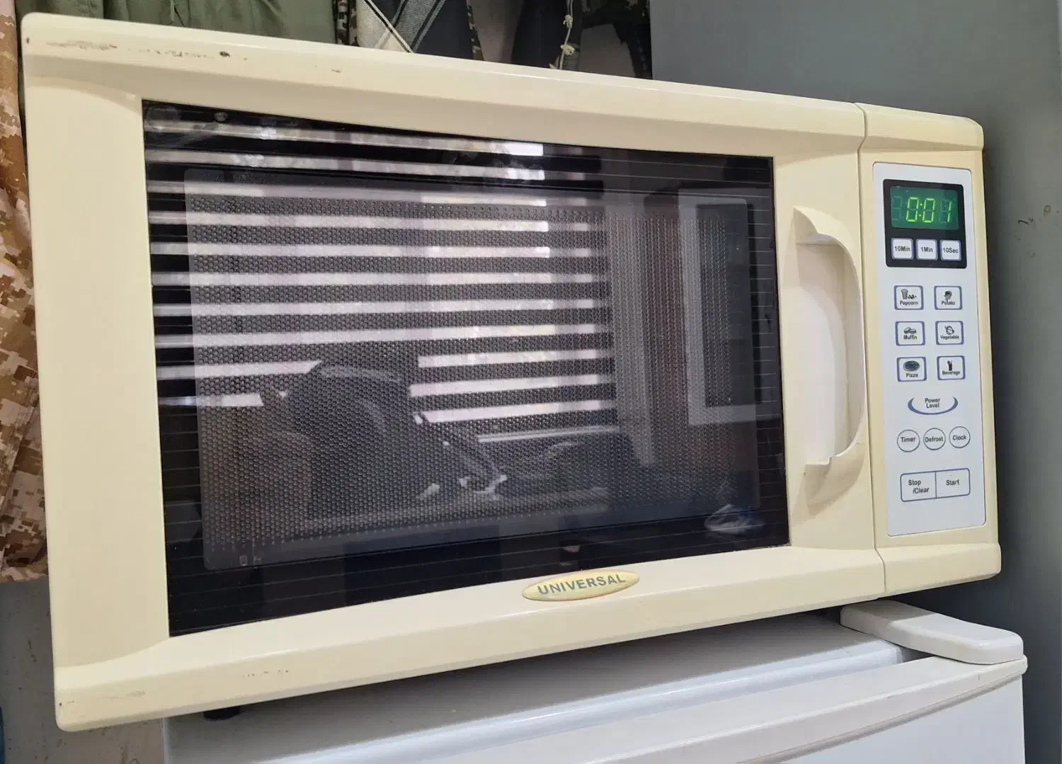 ماکروویو یونیورسال|اجاق گاز و لوازم برقی پختوپز|تهران, دانشگاه شریف|دیوار