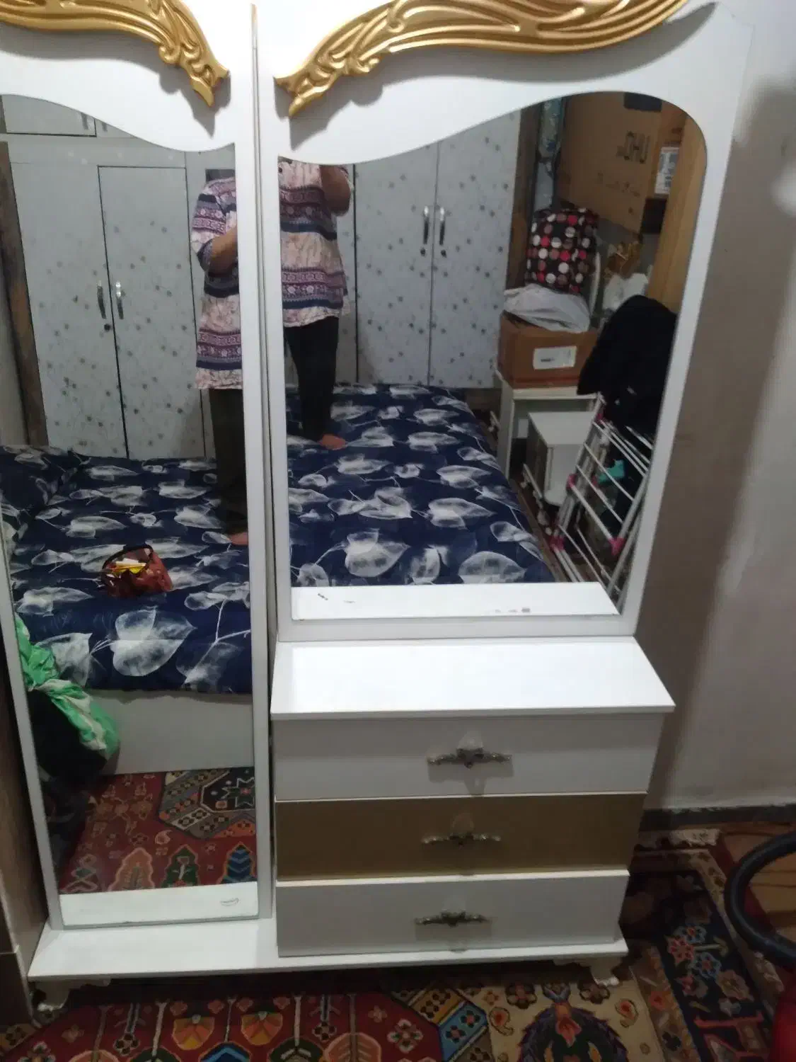 سرویس خواب و میز آرایشی|تخت و سرویس خواب|اهواز, کوی مهدیس|دیوار