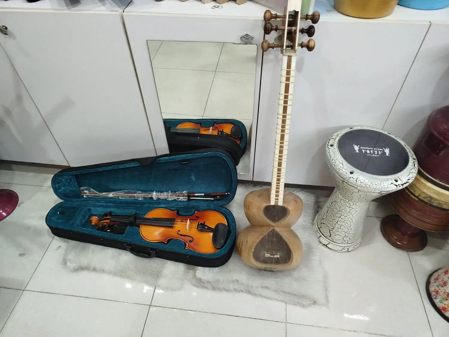 سه تار، تار شیرازی و ویولن|سازهای سنتی|نقده, |دیوار