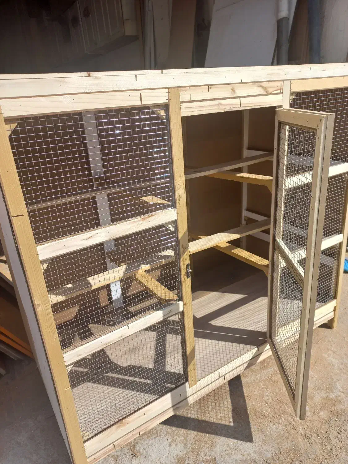 جفت کن جفت کنی قفس چوبی گنجه کبوتر کفتر|لوازم جانبی حیوانات|محمدشهر, یزدیها|دیوار