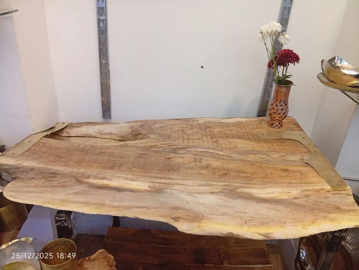 میز|فروشگاه و مغازه|اصفهان, نقش جهان|دیوار