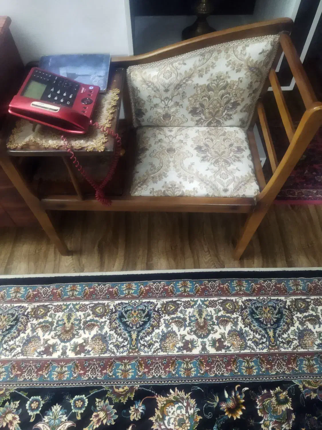 میز تلفن|میز تلفن|اراک, |دیوار